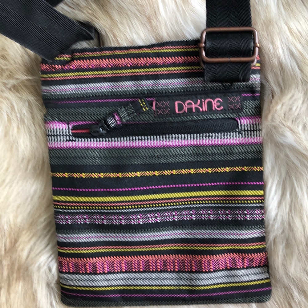 VIbrant Dakine Purse